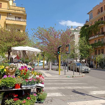 Livorno By Halldis Roma Esterno foto
